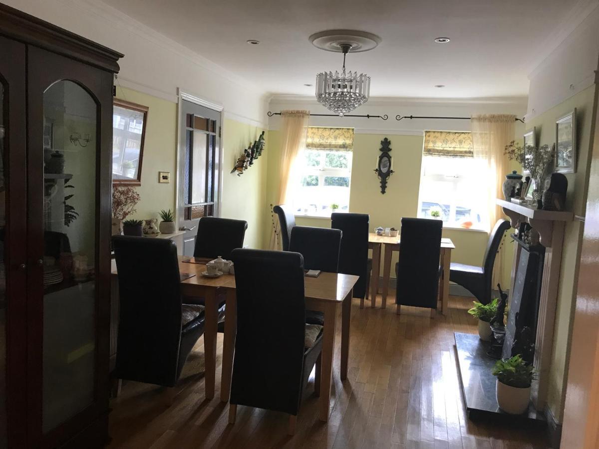 Teac Seain Bar & Bnb Annascaul Ngoại thất bức ảnh